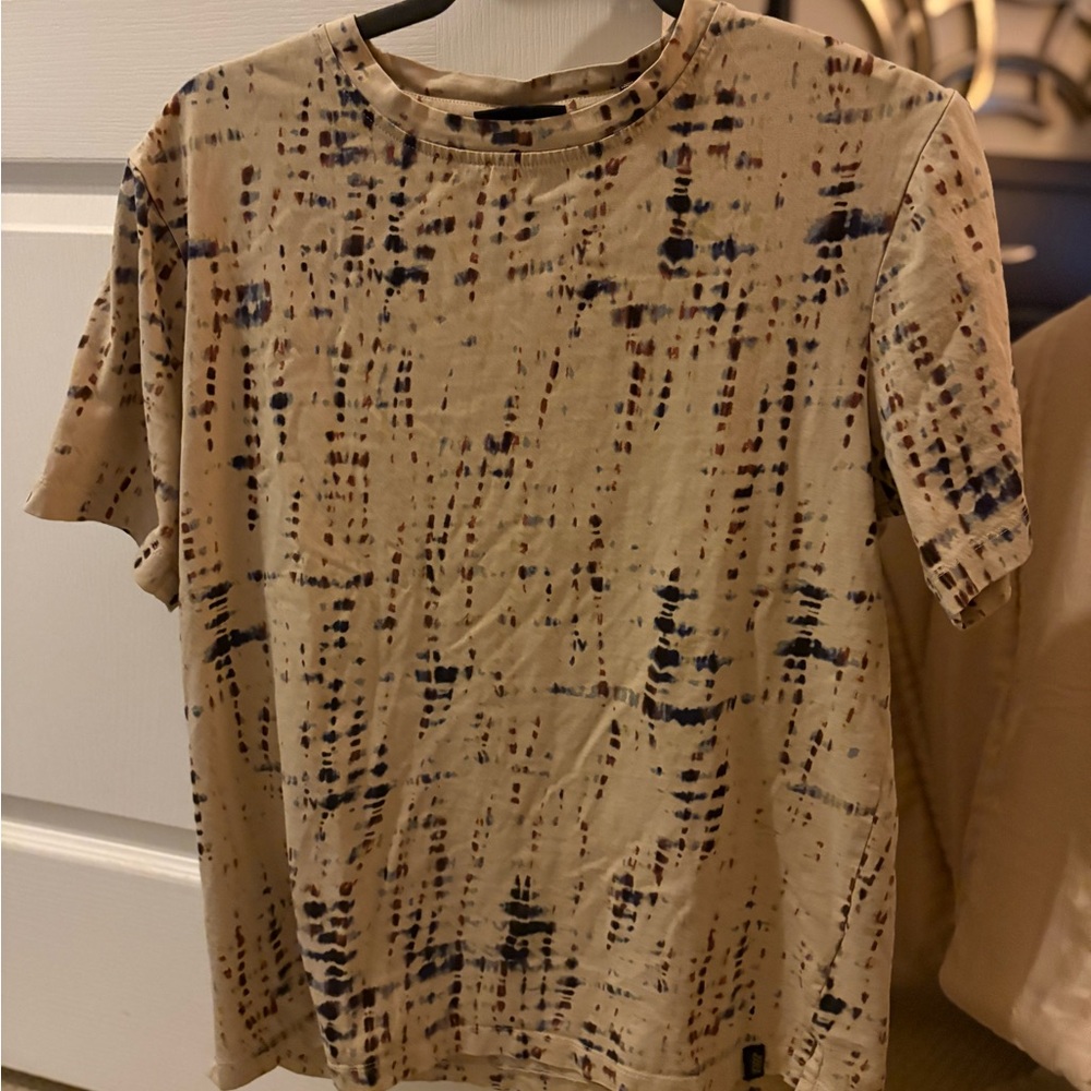 Men's Beige and Blue Patterned Tee